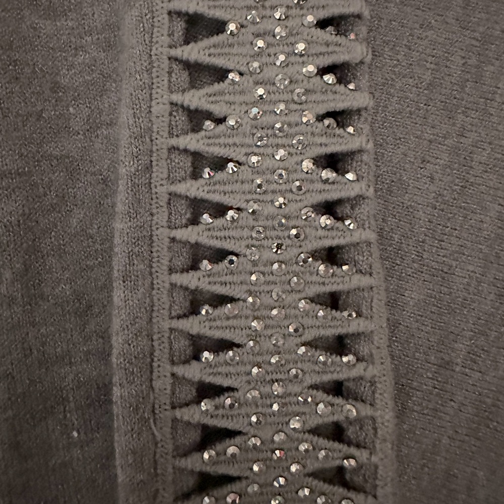 Liz Milano sparkle sleeve sweater - Picture 2 of 2